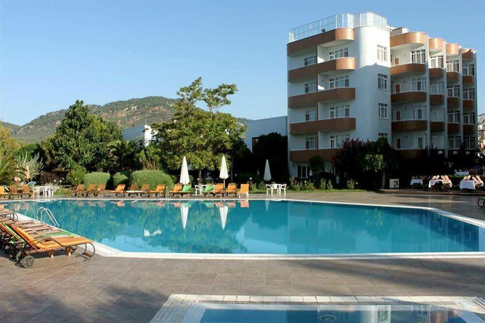 Rena Hotel Küçükkuyu Exterior foto