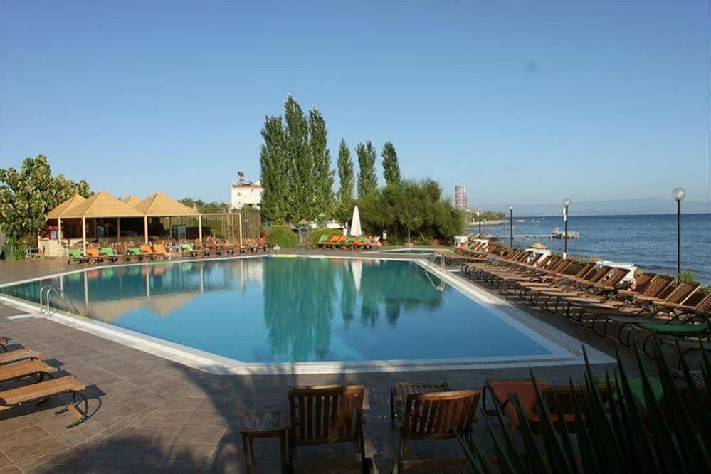 Rena Hotel Küçükkuyu Exterior foto