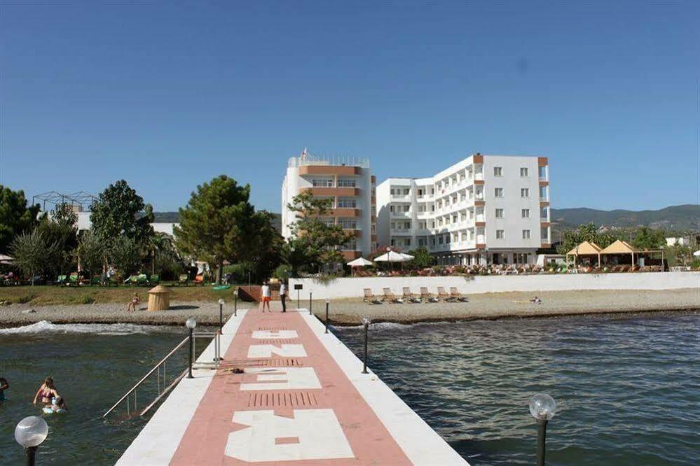 Rena Hotel Küçükkuyu Exterior foto