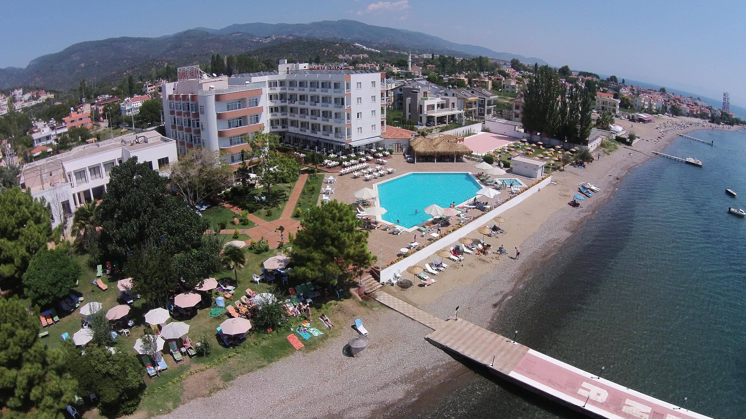 Rena Hotel Küçükkuyu Exterior foto